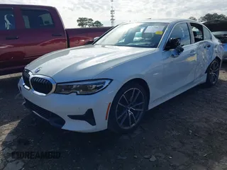 2022 BMW 3 Series 330i with VIN WBA5R1C01NFM20381, listed as a IAAI auction lot 41579020 with 37,874 mi miles. Bid and sale history available at carsss.com. Image 17.