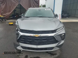 2024 Chevrolet Blazer LT z VIN 3GNKBJR42RS197992, wystawiony jako Copart lot #57789425 z przebiegiem 29 108 mil mil oraz Szkoda całkowita • Salvage title. Historia ofert i sprzedaży dostępna na DreamBid. Obrazek 5.