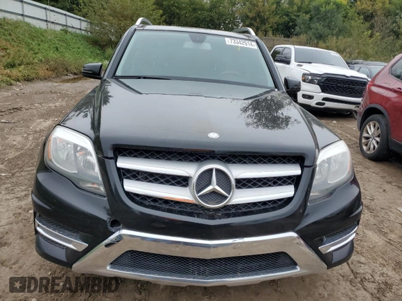 2014 Mercedes-Benz GLK 350 with VIN WDCGG8JB6EG210202, listed as a Copart auction lot 73342914 with 176,589 mi miles and Clean Title. Bid and sale history available at DreamBid. Image 5.