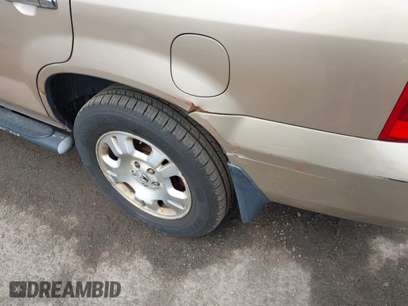 2001 Acura MDX with VIN 2HNYD18271H515636, listed as a IAAI auction lot 41914081 with 223,504 mi miles. Bid and sale history available at carsss.com. Image 13.