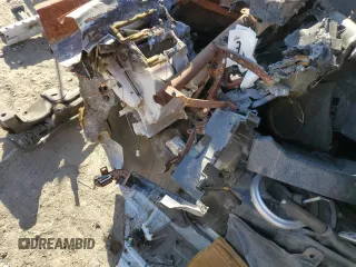 2018 Toyota 86 z VIN JF1ZNAA10J8700700, wystawiony jako Copart lot #85769944 z przebiegiem Nie podano mil oraz Nie do naprawy • Non repairable. Historia ofert i sprzedaży dostępna na DreamBid. Obrazek 9.