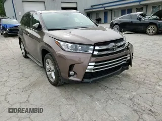 2018 Toyota Highlander Limited with VIN 5TDDZRFH9JS906459, listed as a Copart auction lot 60780655 with 32,068 mi miles and Salvage title. Bid and sale history available at DreamBid. Image 14.