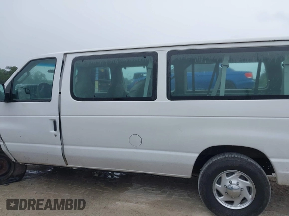 2014 Ford Econoline Passenger XL with VIN 1FBSS3BL2EDA66713, listed as a IAAI auction lot 42413113 with 255,430 mi miles and . Bid and sale history available at DreamBid. Image 14.