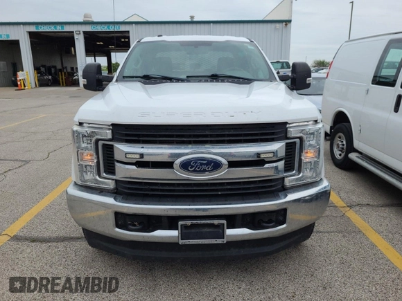 2018 Ford F-250 XL with VIN 1FD7X2B60JEB74688, listed as a IAAI auction lot 42610468 with 225,435 mi miles and . Bid and sale history available at DreamBid. Image 8.