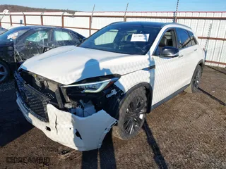 2020 Infiniti QX50 ESSENTIAL with VIN 3PCAJ5M13LF109950, listed as a IAAI auction lot 41348348 with 63,091 mi miles. Bid and sale history available at carsss.com. Image 17.