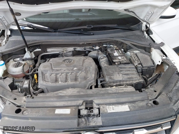 2018 Volkswagen Tiguan SEL with VIN 3VV3B7AX0JM001709, listed as a IAAI auction lot 41702672 with 146,499 mi miles. Bid and sale history available at carsss.com. Image 10.