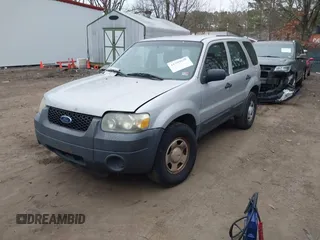 2006 Ford Escape XLS with VIN 1FMYU02ZX6KA01975, listed as a IAAI auction lot 41799030 with 137,049 mi miles and . Bid and sale history available at DreamBid. Image 2.