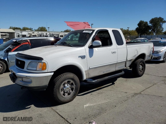 1998 Ford F-250 Standard with VIN 1FTPX28L9WKB01247, listed as a Copart auction lot 70723084 with NaN miles and Salvage Title. Bid and sale history available at carsss.com. Image 1.