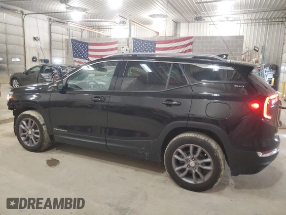 2022 GMC Terrain SLT with VIN 3GKALPEV1NL311962, listed as a Copart auction lot 50881925 with 57,224 mi miles and Salvage Title. Bid and sale history available at carsss.com. Image 2.