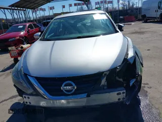 2016 Nissan Altima SL z VIN 1N4BL3AP7GC156855, wystawiony jako IAAI lot #41794360 z przebiegiem 143 144 mil mil oraz . Historia ofert i sprzedaży dostępna na DreamBid. Obrazek 12.