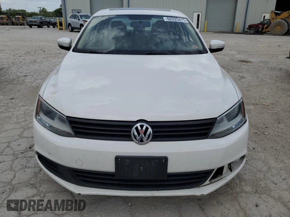 2012 Volkswagen Jetta SE with VIN 3VWDP7AJ3CM328539, listed as a Copart auction lot 62225475 with 145,159 mi miles and Salvage title. Bid and sale history available at DreamBid. Image 5.