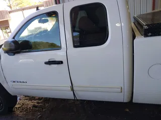 2009 GMC Sierra 1500 SLE with VIN 1GTEK29J19Z289356, listed as a IAAI auction lot 41685255 with 263,314 mi miles. Bid and sale history available at carsss.com. Image 14.