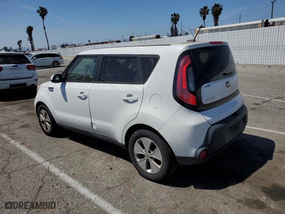2015 Kia Soul with VIN KNDJN2A26F7150437, listed as a Copart auction lot 53821975 with 151,544 mi miles and Clean Title. Bid and sale history available at carsss.com. Image 2.