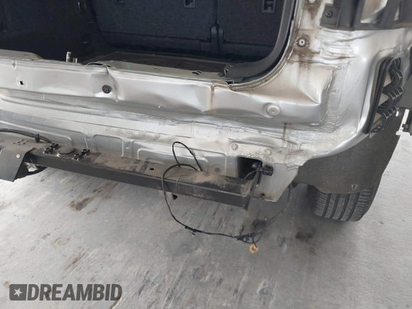 2016 Volkswagen Tiguan S with VIN WVGBV7AX2GW535784, listed as a IAAI auction lot 42130041 with 35,718 mi miles and . Bid and sale history available at DreamBid. Image 6.