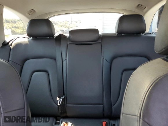 2014 Audi allroad A4 Premium Plus z VIN WA1UFAFL5EA062982, wystawiony jako Copart lot #56061455 z przebiegiem 82 112 mil mil oraz Szkoda całkowita • Salvage title. Historia ofert i sprzedaży dostępna na DreamBid. Obrazek 10.