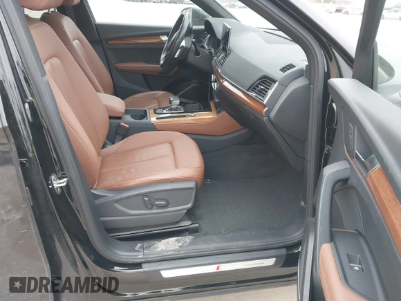 2023 Audi Q5 S line Premium Plus with VIN WA1EAAFY7P2002973, listed as a IAAI auction lot 41635718 with 38,943 mi miles. Bid and sale history available at carsss.com. Image 5.