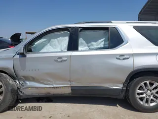 2018 Chevrolet Traverse LT Cloth z VIN 1GNERGKW3JJ173973, wystawiony jako IAAI lot #41860647 z przebiegiem 143 854 mil mil oraz . Historia ofert i sprzedaży dostępna na DreamBid. Obrazek 15.