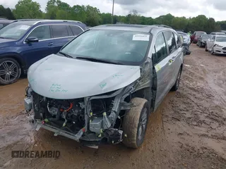 2022 Toyota Sienna XLE z VIN 5TDYSKFC0NS049827, wystawiony jako IAAI lot #41994431 z przebiegiem 42 102 mil mil oraz . Historia ofert i sprzedaży dostępna na DreamBid. Obrazek 2.