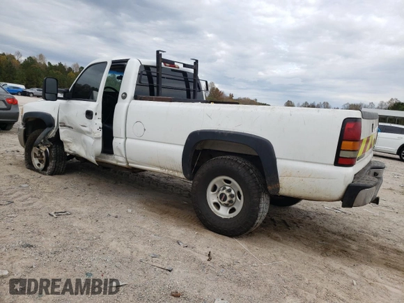 2004 GMC Sierra 1500 with VIN 1GTHC24204E339688, listed as a Copart auction lot 77595054 with 230,719 mi miles and Clean Title. Bid and sale history available at DreamBid. Image 2.