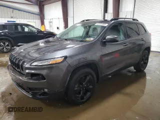 2015 Jeep Cherokee Latitude с VIN 1C4PJMCS9FW750275, выставлен на аукционе Copart как лот 64191695 с пробегом 130 818 миль миль и Списание • Salvage title. История ставок и продаж доступна на DreamBid. Изображение 1.