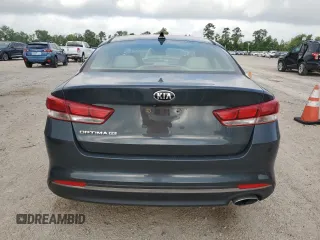 2016 Kia Optima LX z VIN KNAGT4L32G5078938, wystawiony jako Copart lot #55253985 z przebiegiem 87 106 mil mil oraz Szkoda całkowita • Salvage title. Historia ofert i sprzedaży dostępna na DreamBid. Obrazek 6.