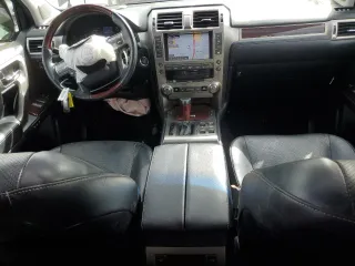 2014 Lexus GX 460 Luxury z VIN JTJJM7FX0E5082633, wystawiony jako Copart lot #45797445 z przebiegiem 109 868 mil mil oraz Szkoda całkowita • Salvage title. Historia ofert i sprzedaży dostępna na DreamBid. Obrazek 8.