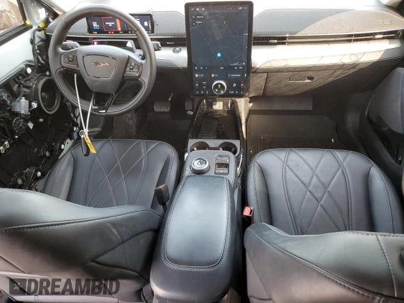 2022 Ford Mustang Mach-E Select with VIN 3FMTK1SS6NMA25187, listed as a Copart auction lot 70602654 with 26,902 mi miles and Salvage title. Bid and sale history available at DreamBid. Image 8.