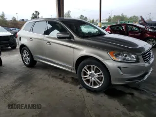 2015 Volvo XC60 T5 Drive-E Premier Plus with VIN YV440MDCXF2620474, listed as a Copart auction lot 80065464 with Not Provided miles and Salvage Title. Bid and sale history available at carsss.com. Image 4.