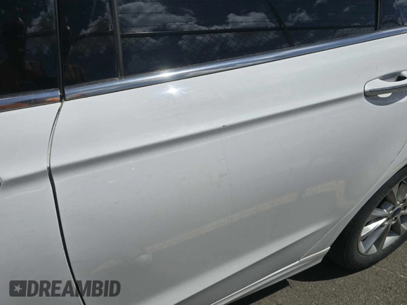 2017 Ford Fusion SE with VIN 3FA6P0HD3HR337454, listed as a IAAI auction lot 42631288 with 94,179 mi miles and . Bid and sale history available at DreamBid. Image 32.