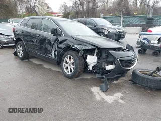 2013 Mazda CX-9 Touring z VIN JM3TB3CA7D0403533, wystawiony jako IAAI lot #41947378 z przebiegiem 152 883 mil mil oraz . Historia ofert i sprzedaży dostępna na DreamBid. Obrazek 1.