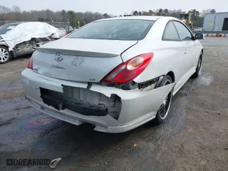 2006 Toyota Camry Solara SE with VIN 4T1CE38PX6U635516, listed as a IAAI auction lot 41749350 with 203,795 mi miles. Bid and sale history available at carsss.com. Image 4.
