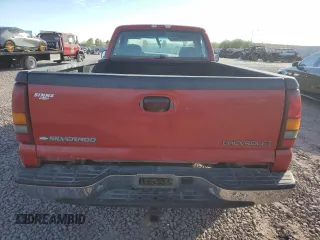 2000 Chevrolet Silverado 1500 with VIN 1GCEK14T7YE242051, listed as a Copart auction lot 82029754 with 182,075 mi miles and Salvage Title. Bid and sale history available at carsss.com. Image 6.