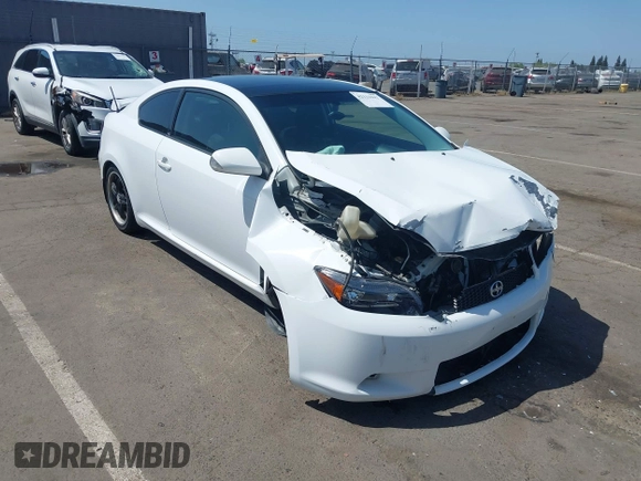 2006 Scion tC with VIN JTKDE167160120517, listed as a IAAI auction lot 42111042 with 174,220 mi miles. Bid and sale history available at carsss.com. Image 1.