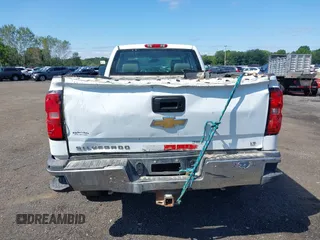 2012 Chevrolet Silverado 3500HD with VIN 1GB2CZCG4CZ113273, listed as a IAAI auction lot 40107404 with 258,322 mi miles and . Bid and sale history available at DreamBid. Image 16.