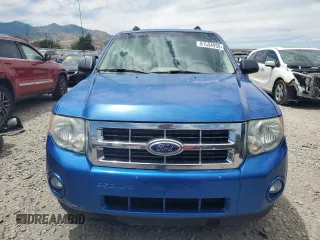 2012 Ford Escape XLT z VIN 1FMCU9DG4CKB11880, wystawiony jako Copart lot #61554935 z przebiegiem 139 385 mil mil oraz Szkoda całkowita • Salvage title. Historia ofert i sprzedaży dostępna na DreamBid. Obrazek 5.