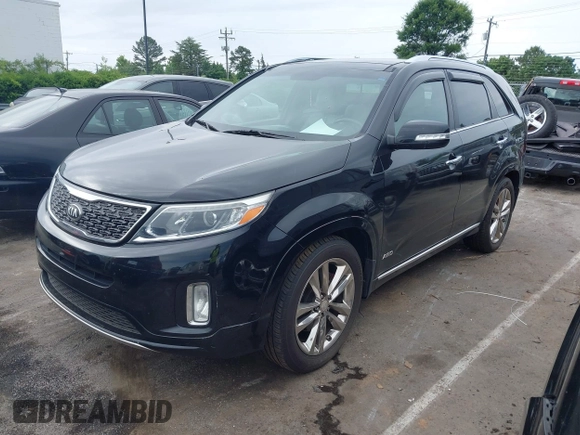 2014 Kia Sorento SX z VIN 5XYKWDA7XEG485405, wystawiony jako IAAI lot #42312938 z przebiegiem 169 728 mil mil oraz . Historia ofert i sprzedaży dostępna na DreamBid. Obrazek 2.