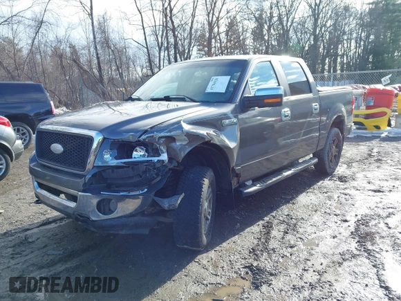 2007 Ford F-150 XLT with VIN 1FTPW14537FB66030, listed as a IAAI auction lot 41704020 with 202,870 mi miles. Bid and sale history available at carsss.com. Image 2.