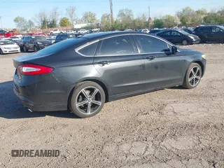 2013 Ford Fusion SE with VIN 3FA6P0HR5DR336439, listed as a IAAI auction lot 42065146 with 146,026 mi miles. Bid and sale history available at carsss.com. Image 4.