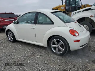 2008 Volkswagen Beetle with VIN 3VWFG31C98M518226, listed as a Copart auction lot 82025464 with 109,510 mi miles and Salvage Title. Bid and sale history available at DreamBid. Image 2.