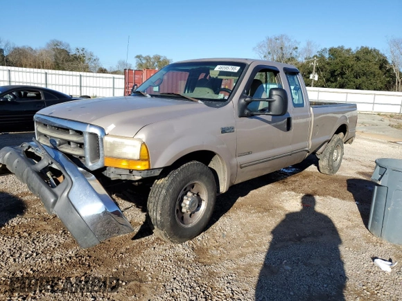 1999 Ford F-250 XL with VIN 1FTNX20F9XEE66766, listed as a Copart auction lot 46595795 with 571,503 mi miles and Salvage title. Bid and sale history available at DreamBid. Image 1.