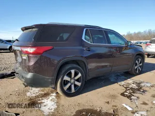 2018 Chevrolet Traverse LT Leather with VIN 1GNEVHKW3JJ118831, listed as a Copart auction lot 86182384 with 181,694 mi miles and Salvage Title. Bid and sale history available at carsss.com. Image 3.