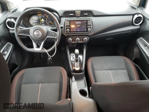 2021 Nissan Versa SR z VIN 3N1CN8FV3ML853259, wystawiony jako Copart lot #53788635 z przebiegiem 98 285 mil mil oraz Czysty tytuł • Clean title. Historia ofert i sprzedaży dostępna na DreamBid. Obrazek 8.