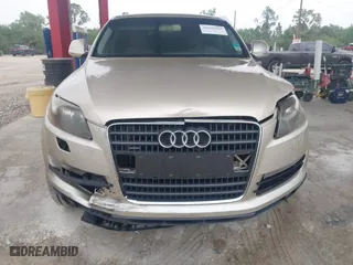 2009 Audi Q7 with VIN WA1AY74L99D023707, listed as a IAAI auction lot 41649568 with 166,968 mi miles. Bid and sale history available at carsss.com. Image 6.