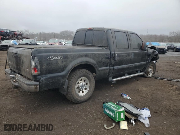 2006 Ford F-250 XL z VIN 1FTSW21566EC07047, wystawiony jako Copart lot #48934655 z przebiegiem 207 693 mil mil oraz Szkoda całkowita • Salvage title. Historia ofert i sprzedaży dostępna na DreamBid. Obrazek 3.