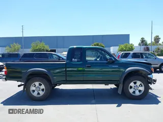 2002 Toyota Tacoma PreRunner with VIN 5TESM92N52Z108191, listed as a IAAI auction lot 42734779 with 178,926 mi miles and . Bid and sale history available at DreamBid. Image 13.
