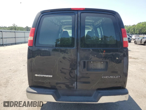 2006 Chevrolet Express Cargo z VIN 1GCGG25VX61155846, wystawiony jako Copart lot #55416485 z przebiegiem 141 203 mil mil oraz Szkoda całkowita • Salvage title. Historia ofert i sprzedaży dostępna na DreamBid. Obrazek 6.