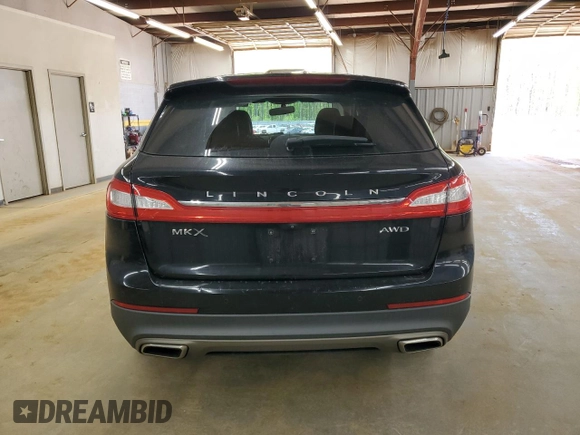 2016 Lincoln MKX Select z VIN 2LMTJ8KR3GBL21785, wystawiony jako Copart lot #52486235 z przebiegiem 147 904 mil mil oraz Szkoda całkowita • Salvage title. Historia ofert i sprzedaży dostępna na DreamBid. Obrazek 6.