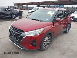 2024 Nissan Kicks SV with VIN 3N1CP5CV0RL517282, listed as a IAAI auction lot 41725085 with 4,932 mi miles. Bid and sale history available at carsss.com. Image 2.