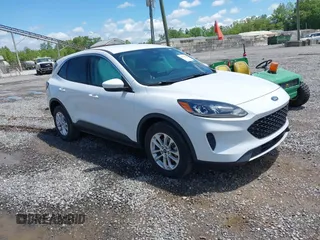 2020 Ford Escape SE с VIN 1FMCU9G61LUA92700, выставлен на аукционе IAAI как лот 42199228 с пробегом 97 463 миль миль и . История ставок и продаж доступна на DreamBid. Изображение 1.