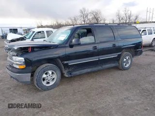 2002 Chevrolet Suburban LT with VIN 3GNFK16Z92G251346, listed as a IAAI auction lot 41966201 with 362,492 mi miles. Bid and sale history available at carsss.com. Image 2.